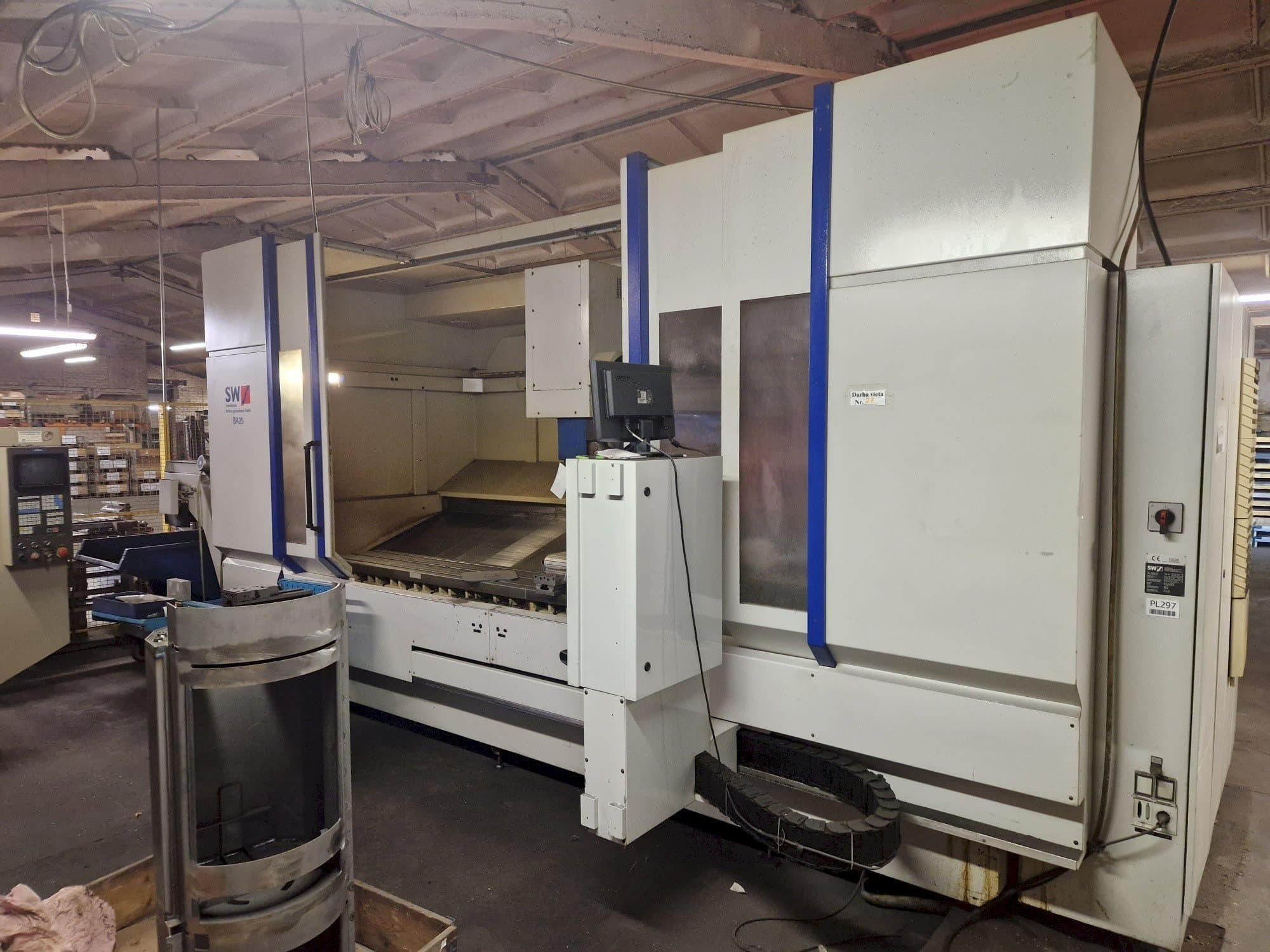 Frontansicht der SW BA 25  Maschine