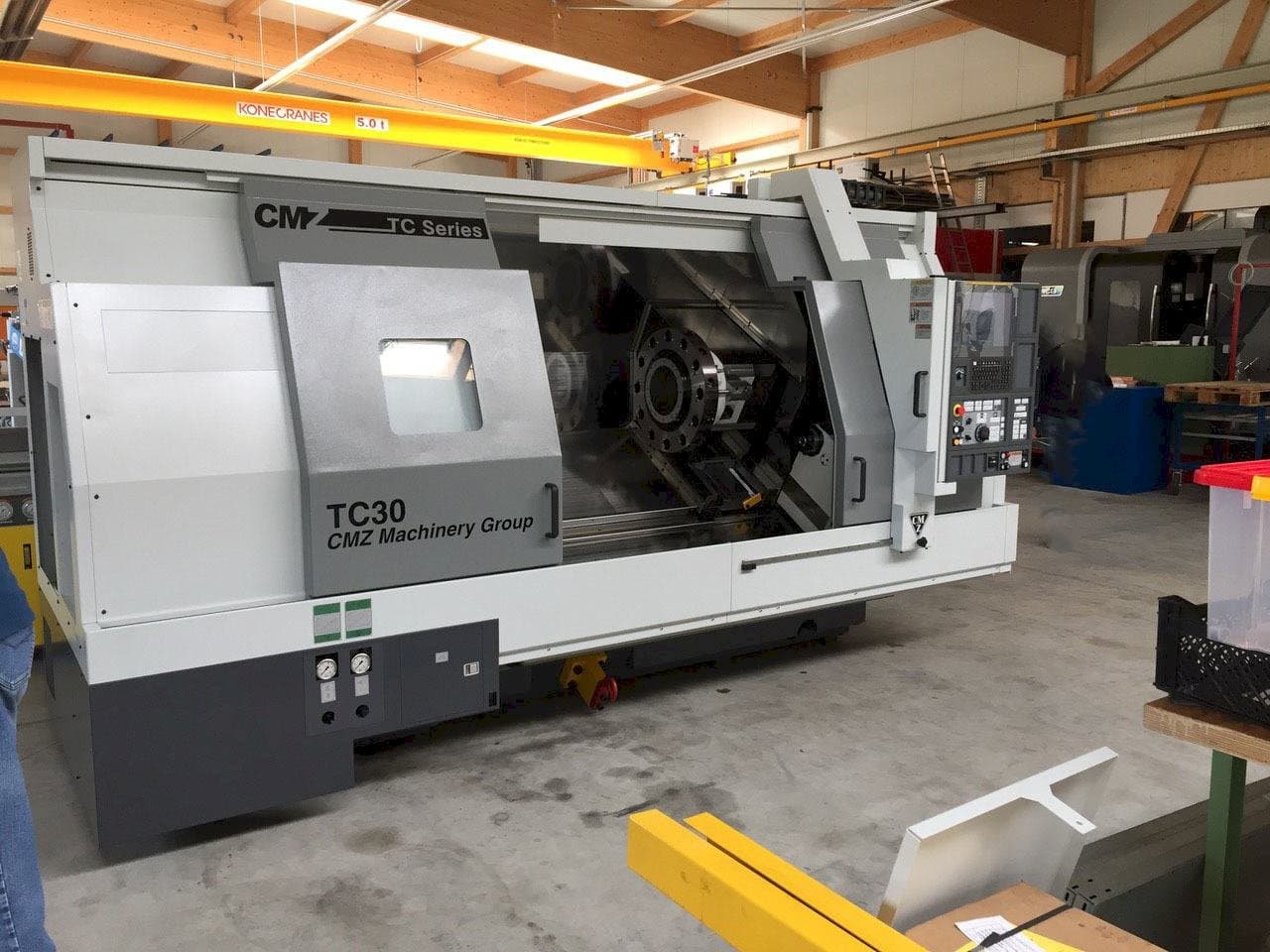 Frontansicht der CMZ TC30  Maschine