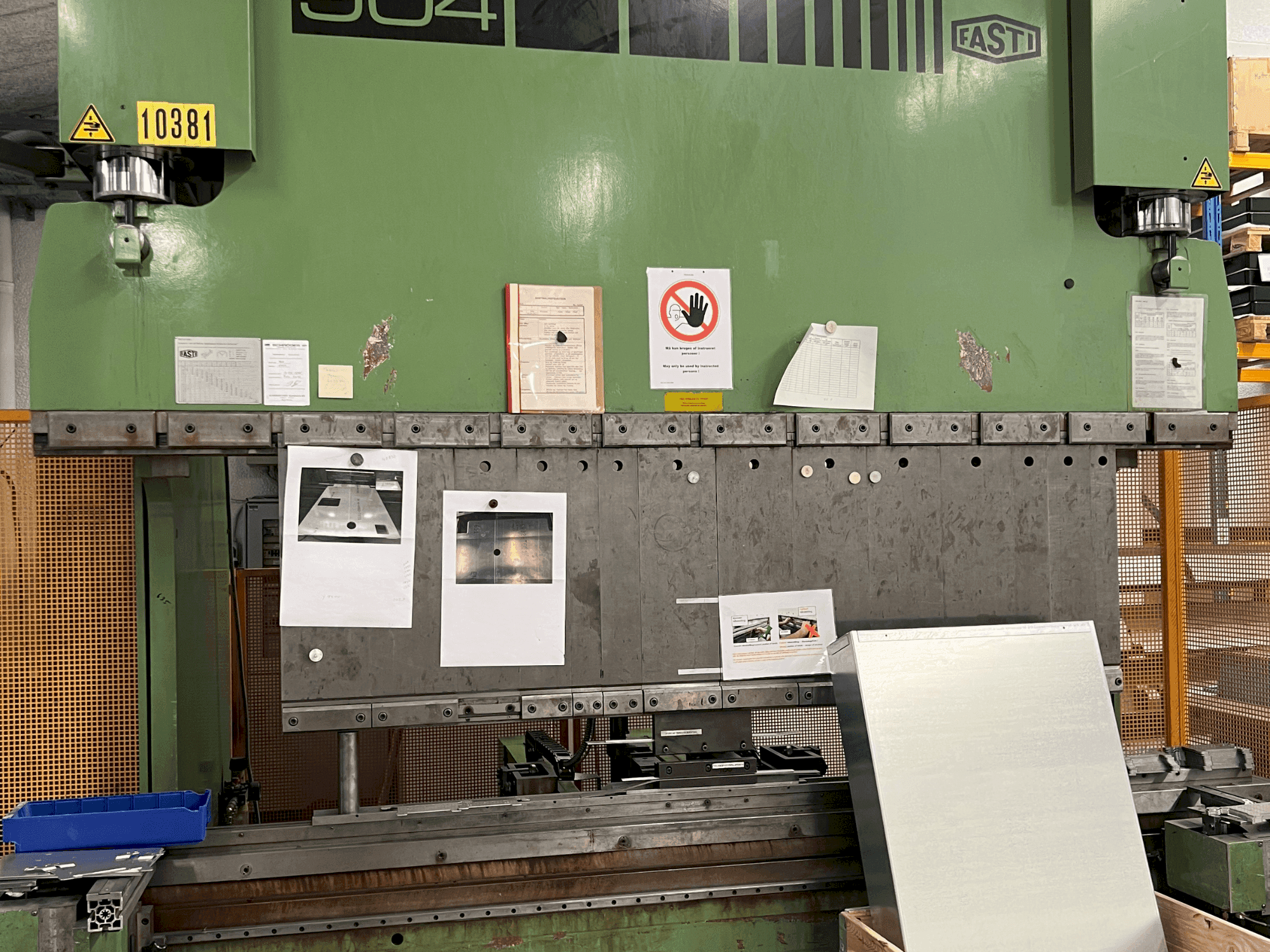 Frontansicht der FASTI 904  Maschine