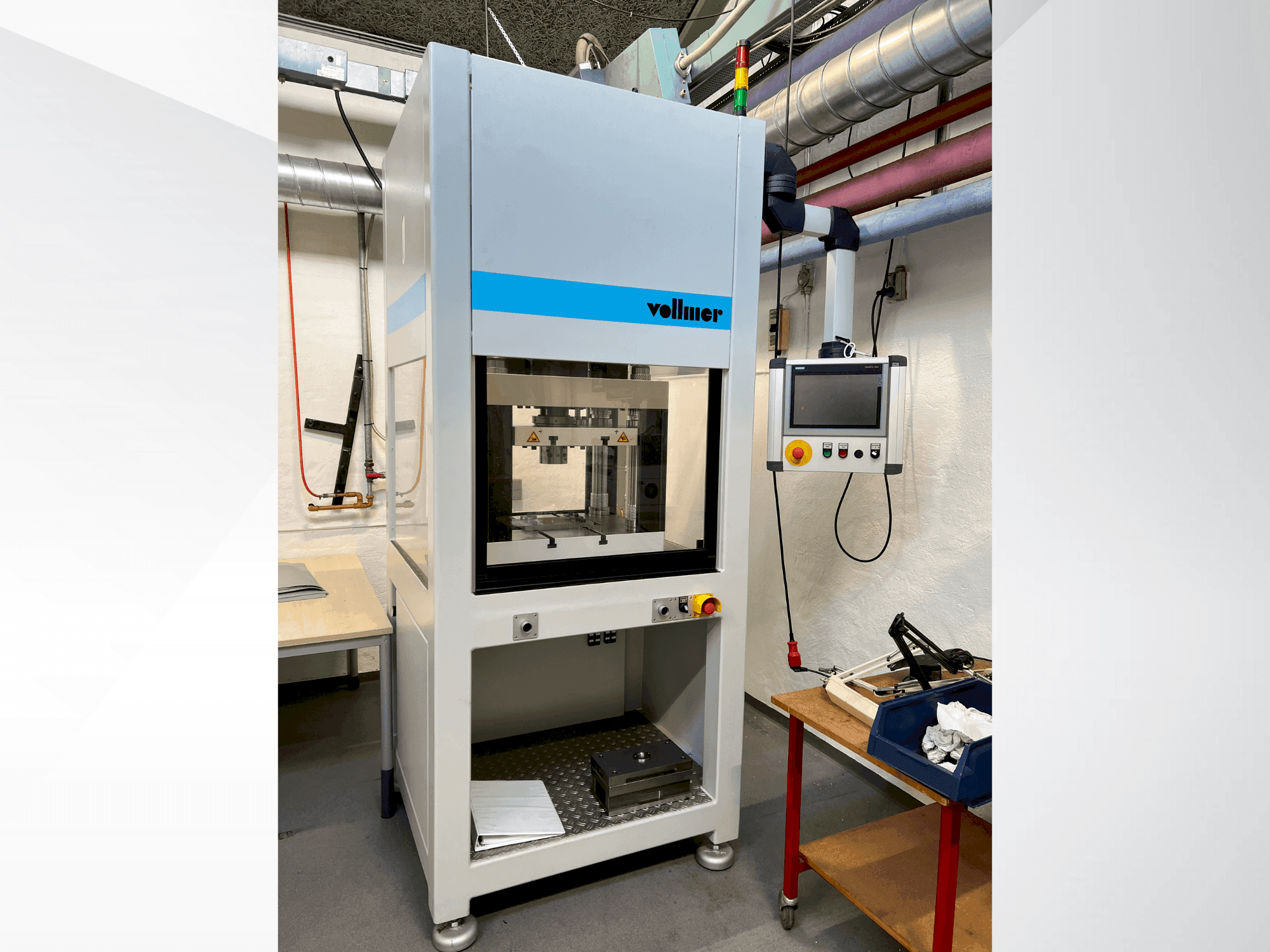 Frontansicht der VOLLMER W 2506 Maschine