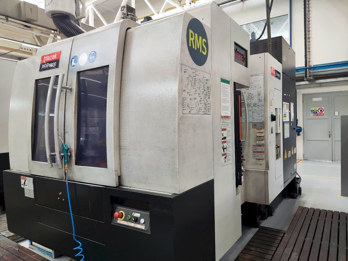 Frontansicht der Mazak PFH-4800  Maschine