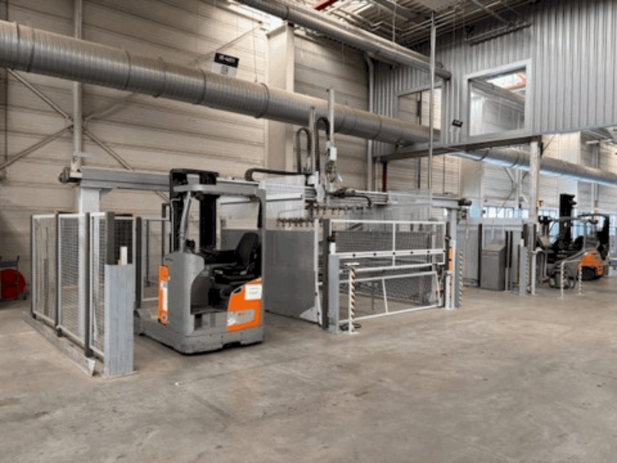 Frontansicht der LIGMATECH VKF-100/25/13/R/2/1  Maschine