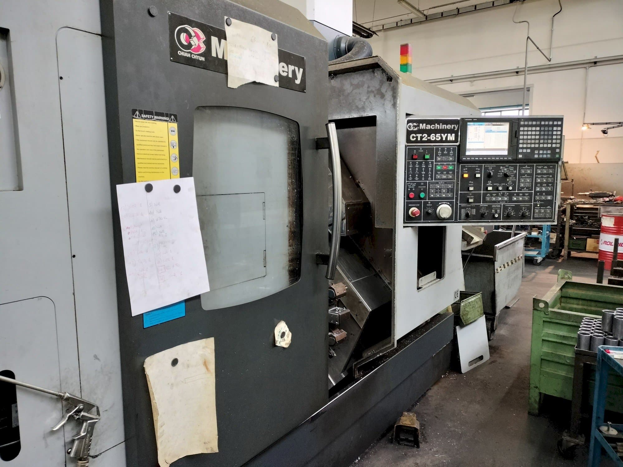 Frontansicht der CC Machinery CT2-65YM Maschine