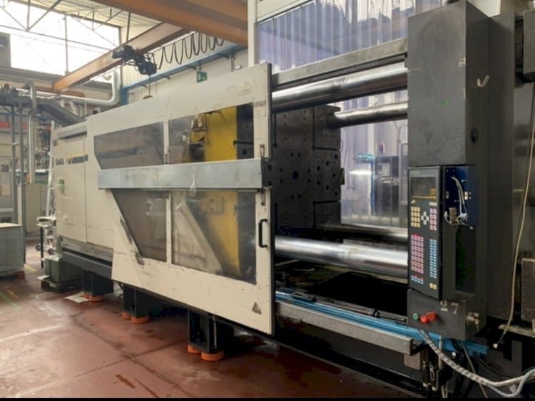 Frontansicht der OiMA STRATOS 8500/900 S Maschine