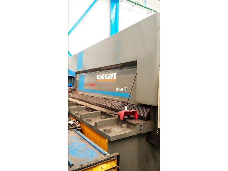 Frontansicht der Loire Safe CH-104 Maschine