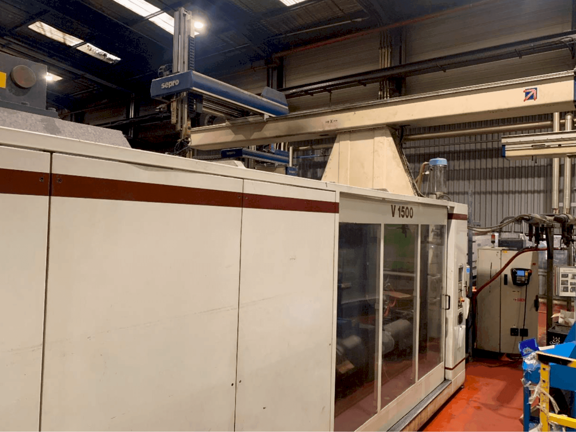 Frontansicht der Negri Bossi 15000 H - 15200 Maschine