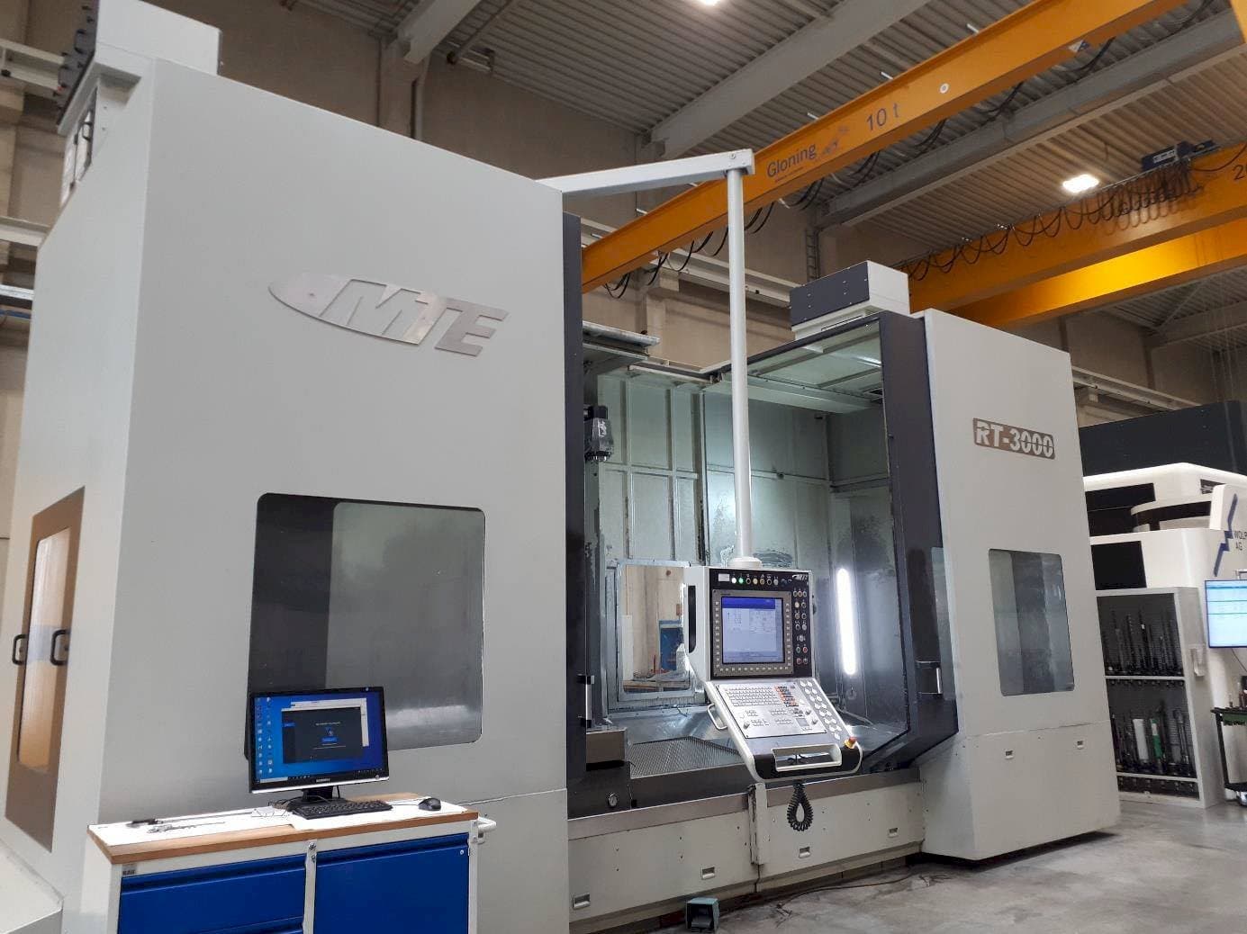 Frontansicht der MTE RT - 3000  Maschine