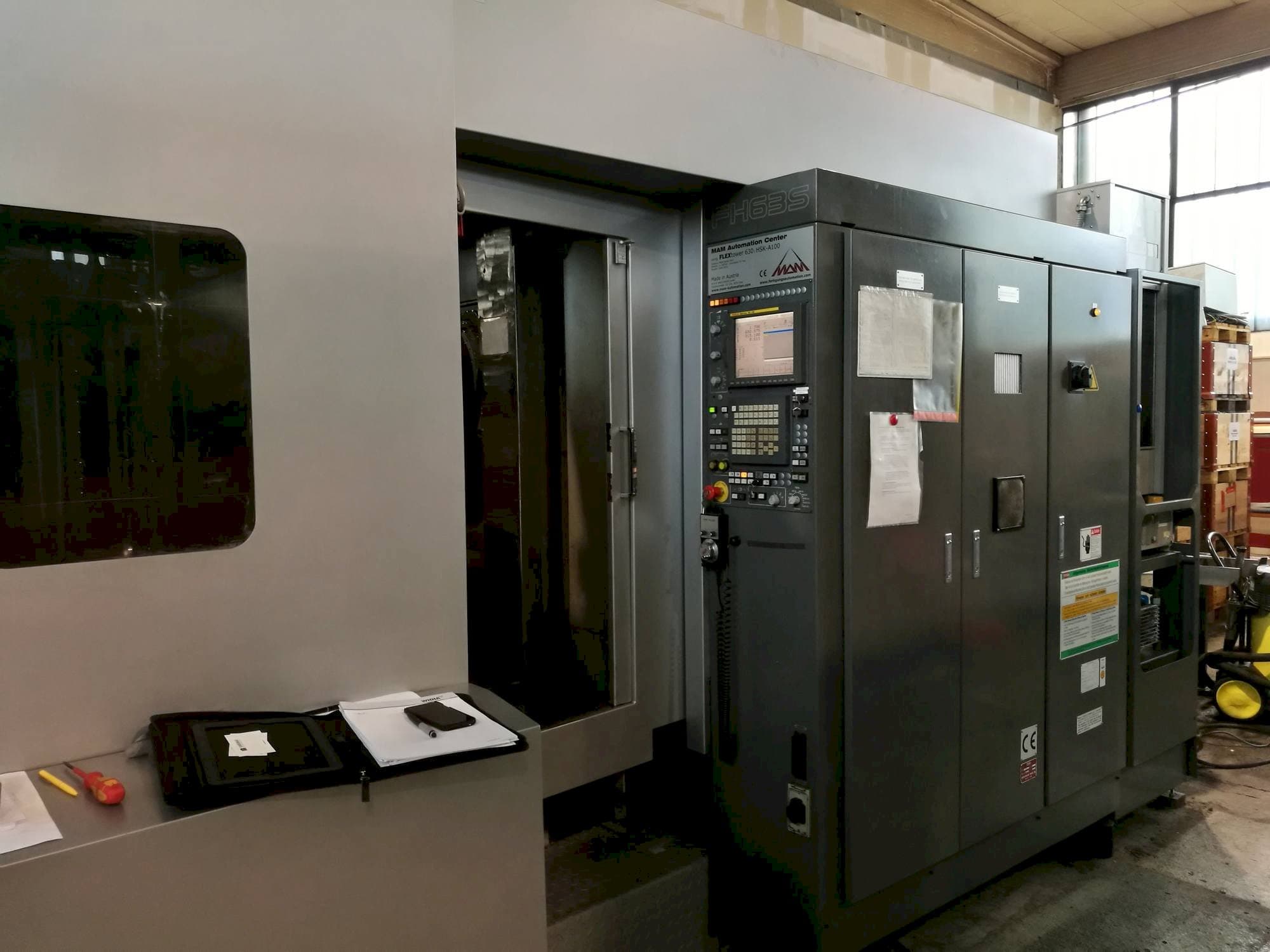 Frontansicht der TOYODA FH 63S Maschine