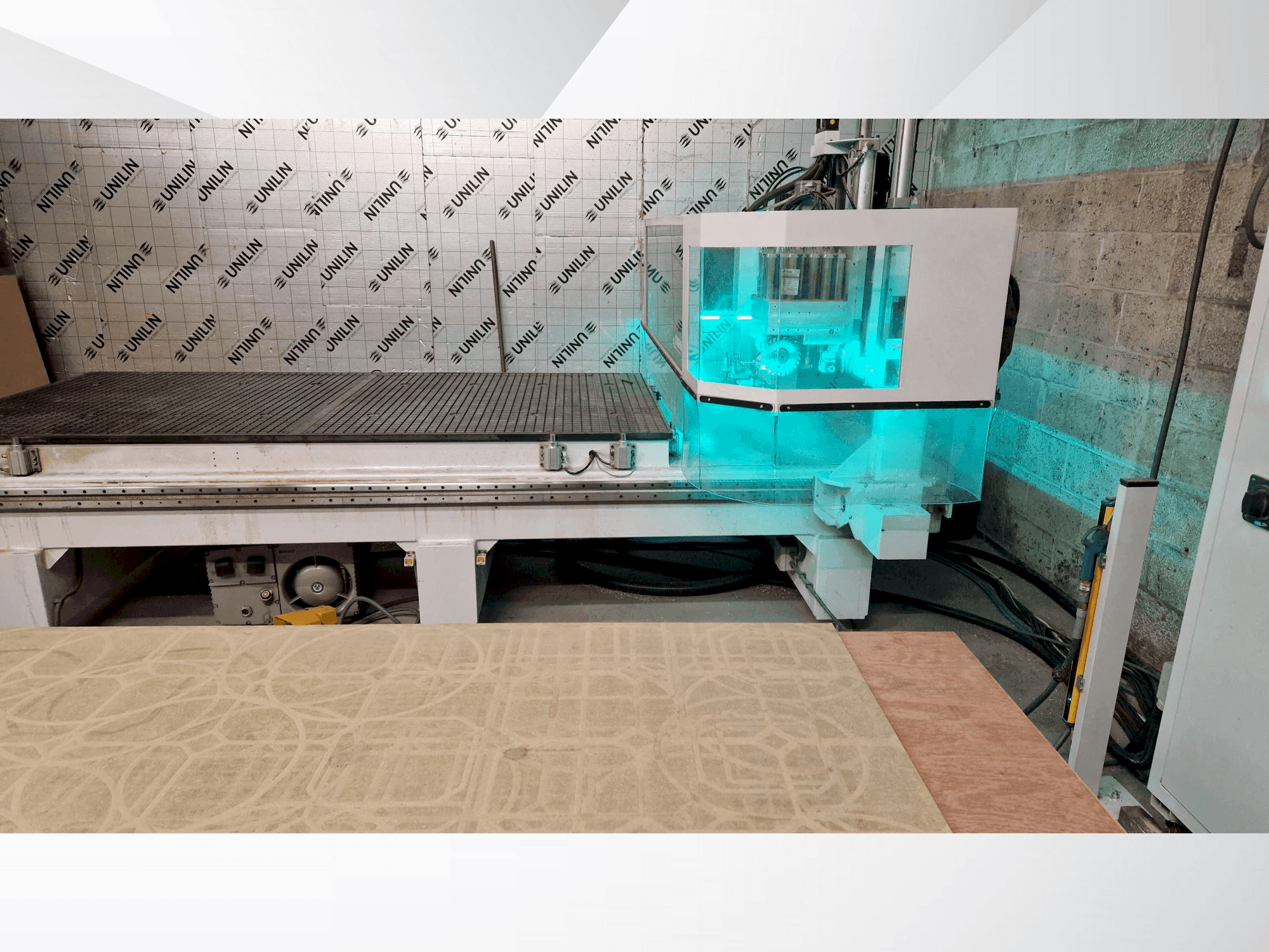 Frontansicht der COMEVA MEX V 13/26  Maschine