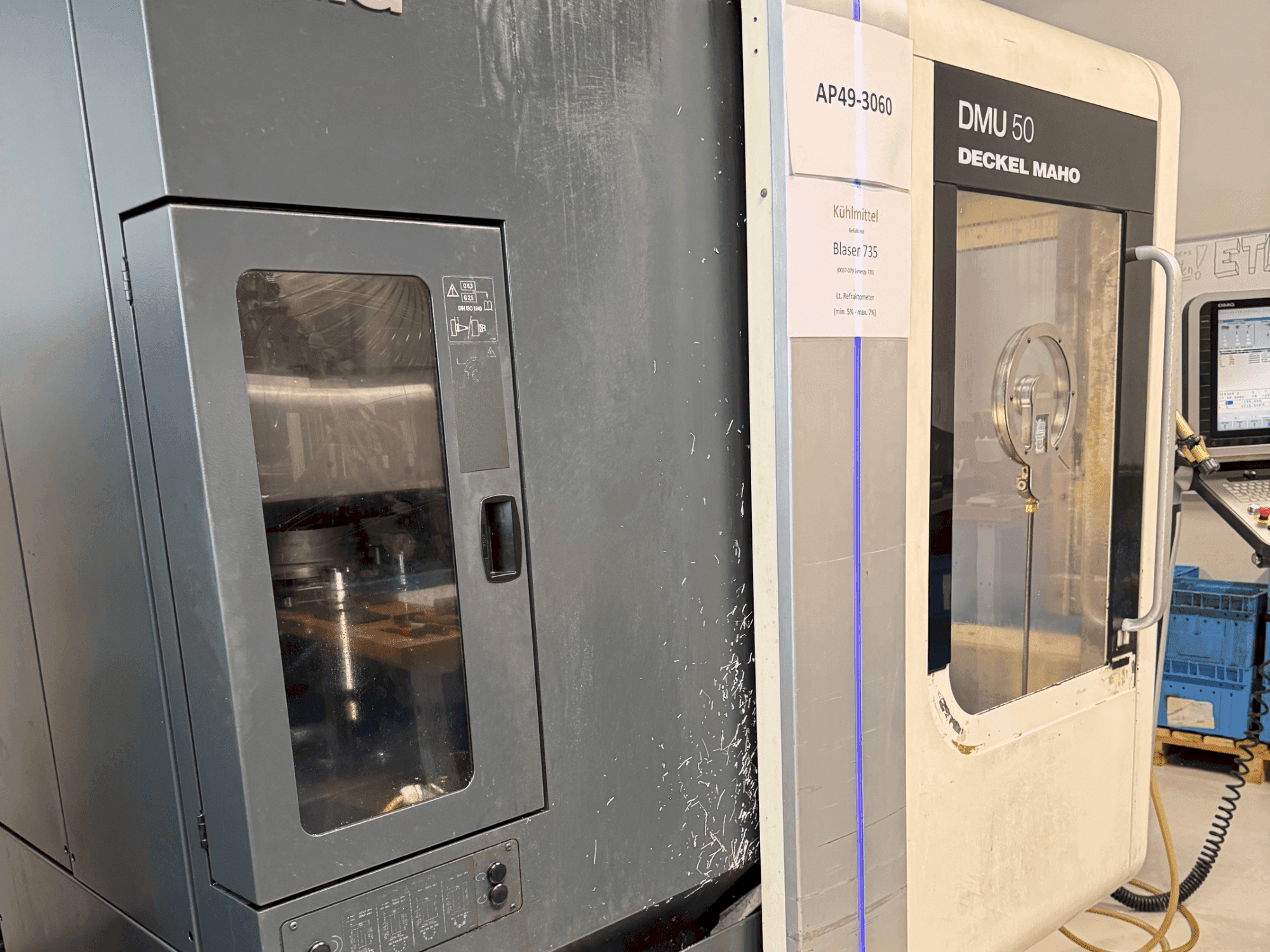 Frontansicht der DMG DECKEL MAHO DMU 50  Maschine