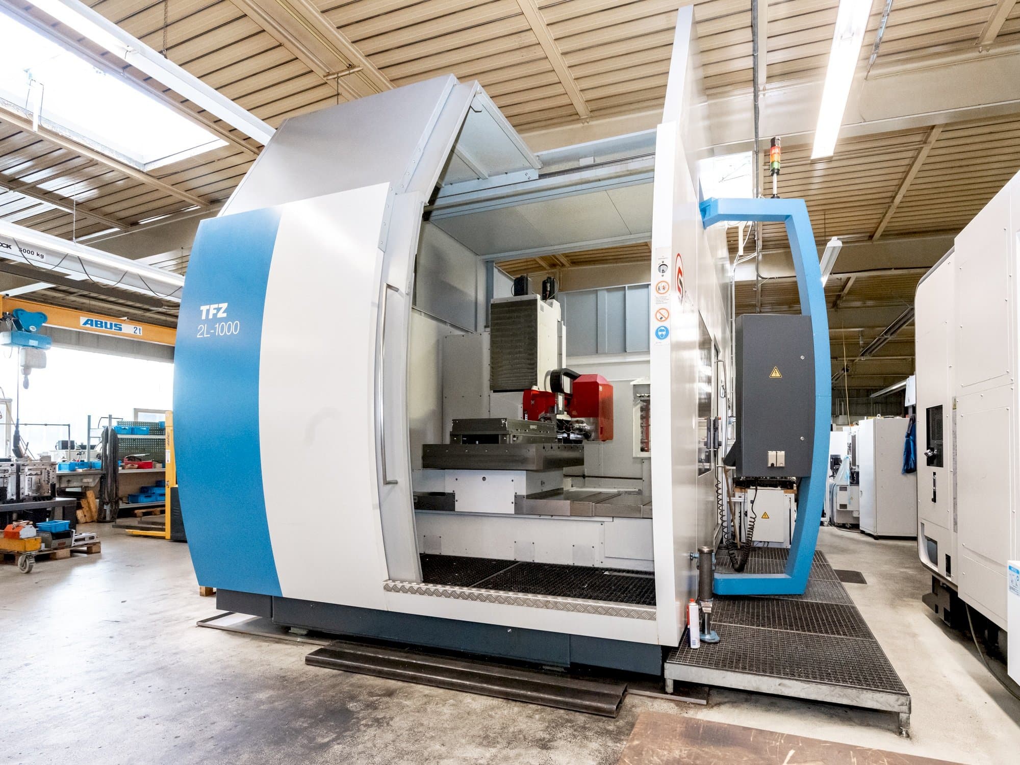 Frontansicht der SAMAG TFZ 2L-1000  Maschine