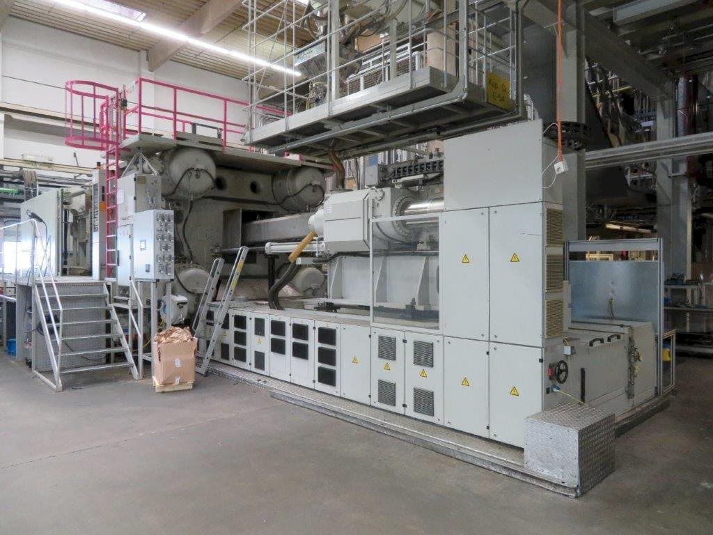 Frontansicht der ENGEL DUO ES 160505/3200 Maschine