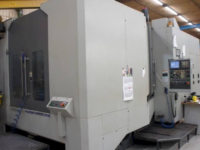 Frontansicht der Hyundai HS 630/800 Maschine