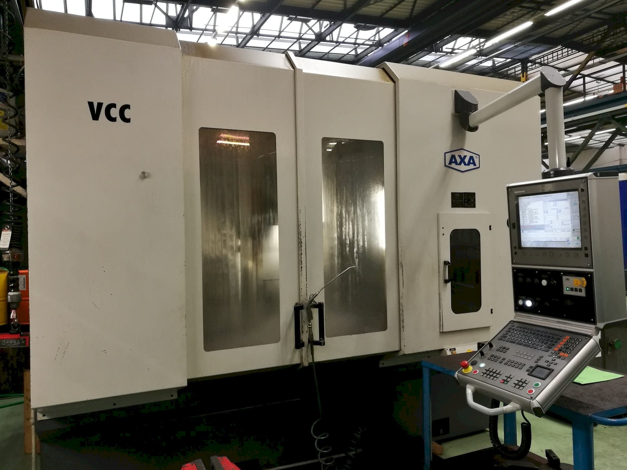 Frontansicht der AXA VCC 1200  Maschine