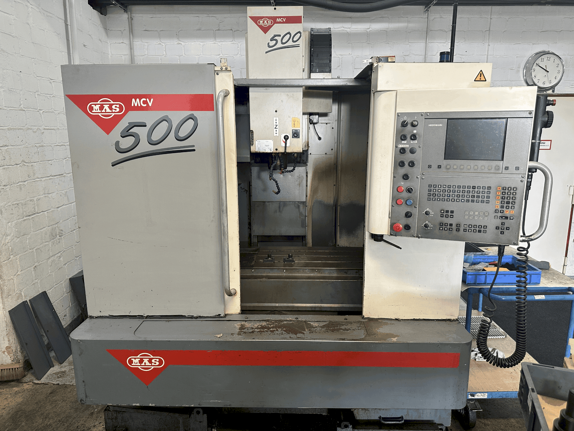 Frontansicht der KOVOSVIT MAS MCV 500  Maschine