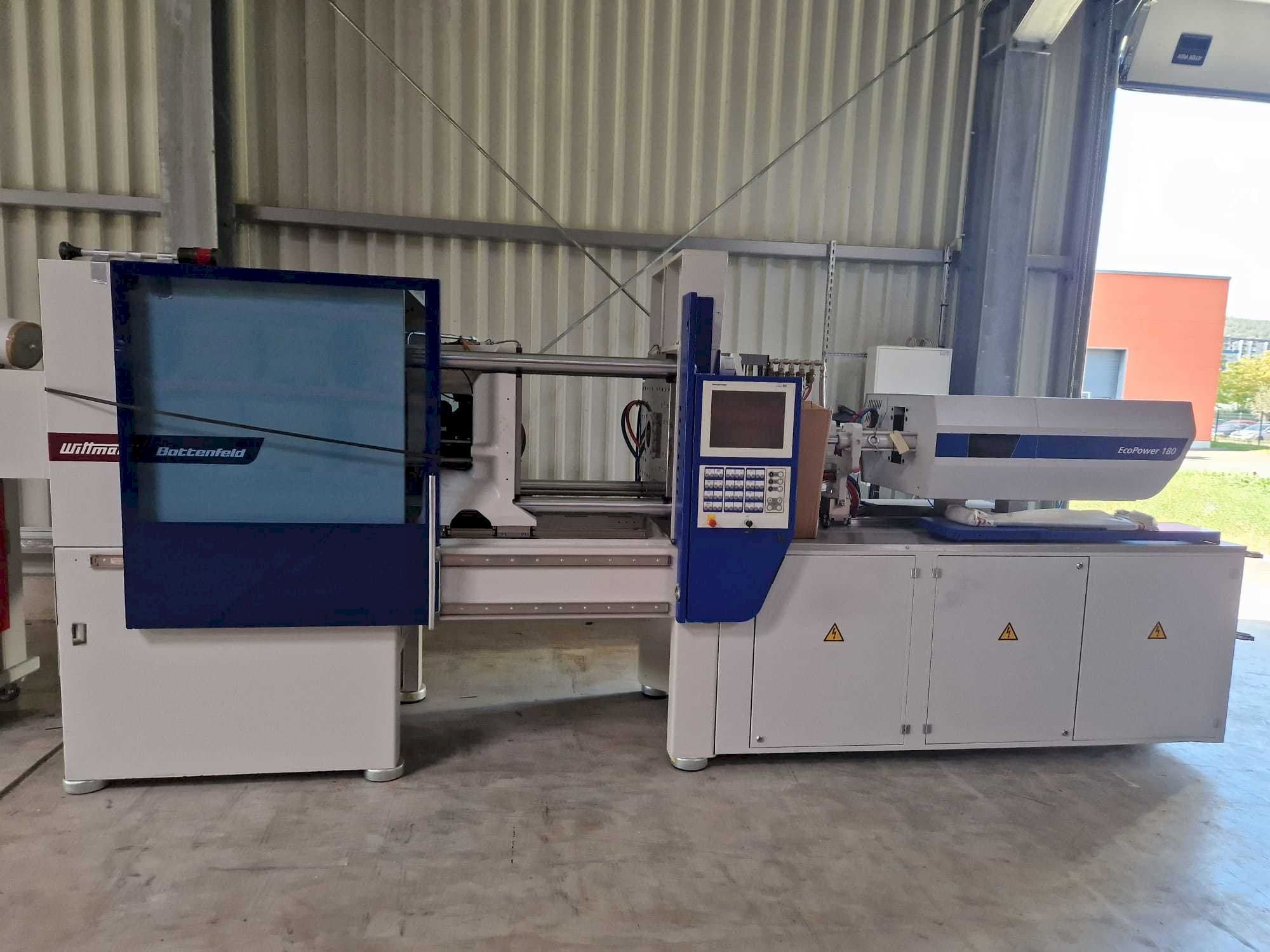 Frontansicht der Battenfeld EcoPower180  Maschine