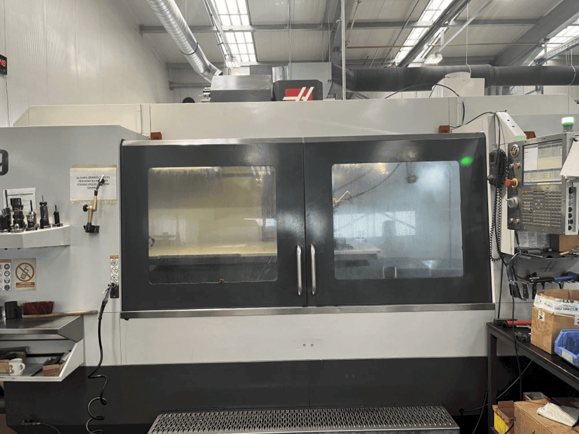 Frontansicht der HAAS Vf- 9/40  Maschine