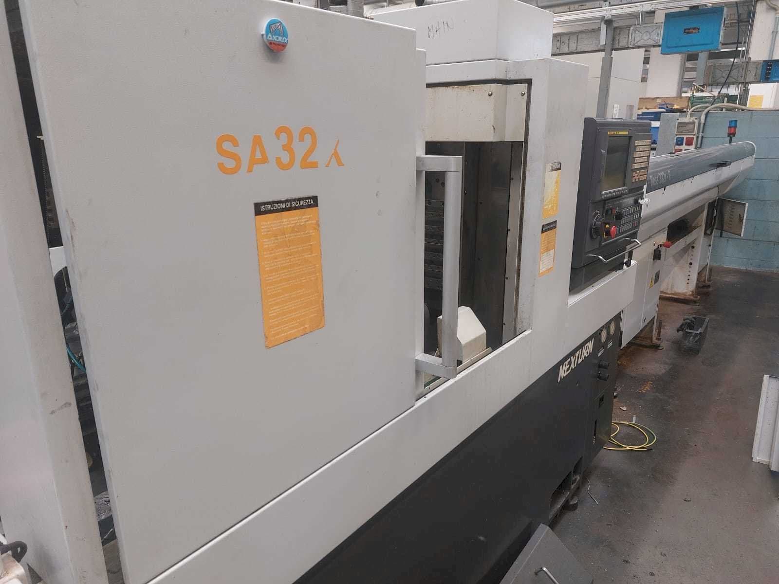 Linke Seitenansicht der Nexturn SA 32X  Maschine