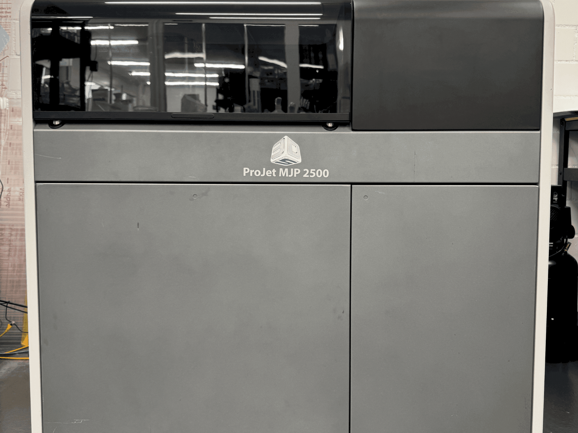 Frontansicht der STEINER Projet MJP 2500 Plus  Maschine