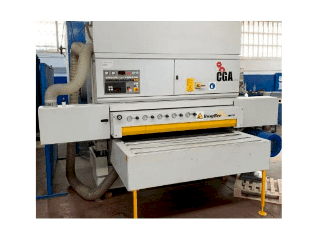 Frontansicht der CGA BUSY BEE 1600/33-2020 Maschine