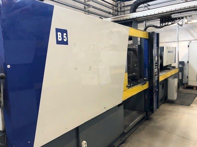 Frontansicht der Battenfeld BC-T 1800 /1000 Maschine