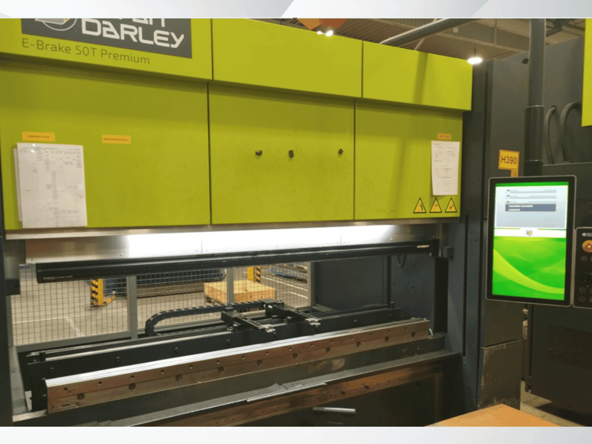 Frontansicht der Safan DARLEY E-BRAKE Premium 50-2050 Maschine