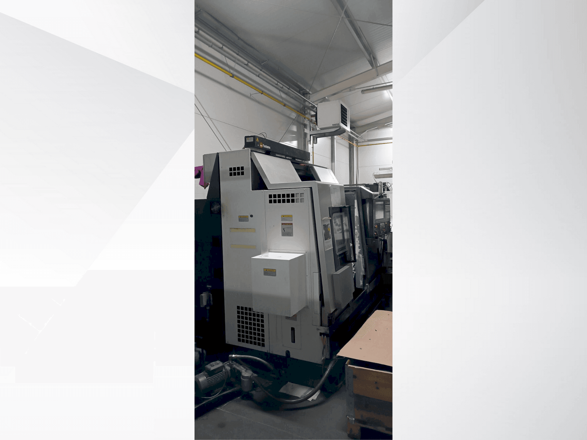 Frontansicht der Okuma LB3000 EX II-MY C450  Maschine