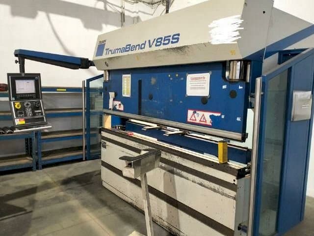Frontansicht der Trumpf TrumaBend V85S  Maschine