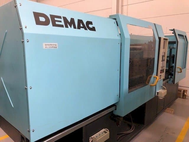 Frontansicht der DEMAG Ergotech System 1100-430 Maschine