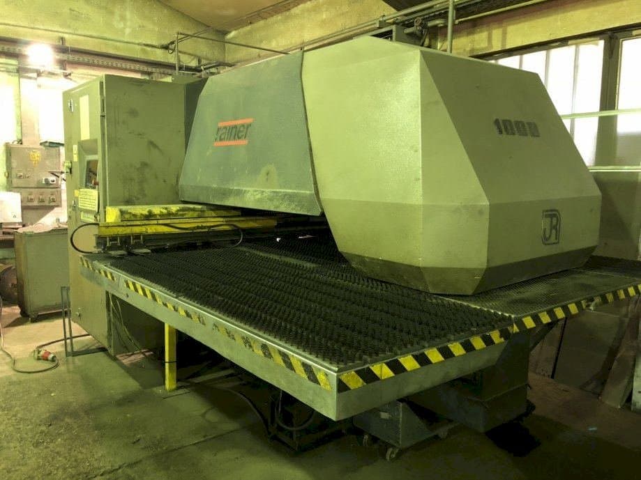 Linke Seitenansicht der Rainer 1000R Maschine