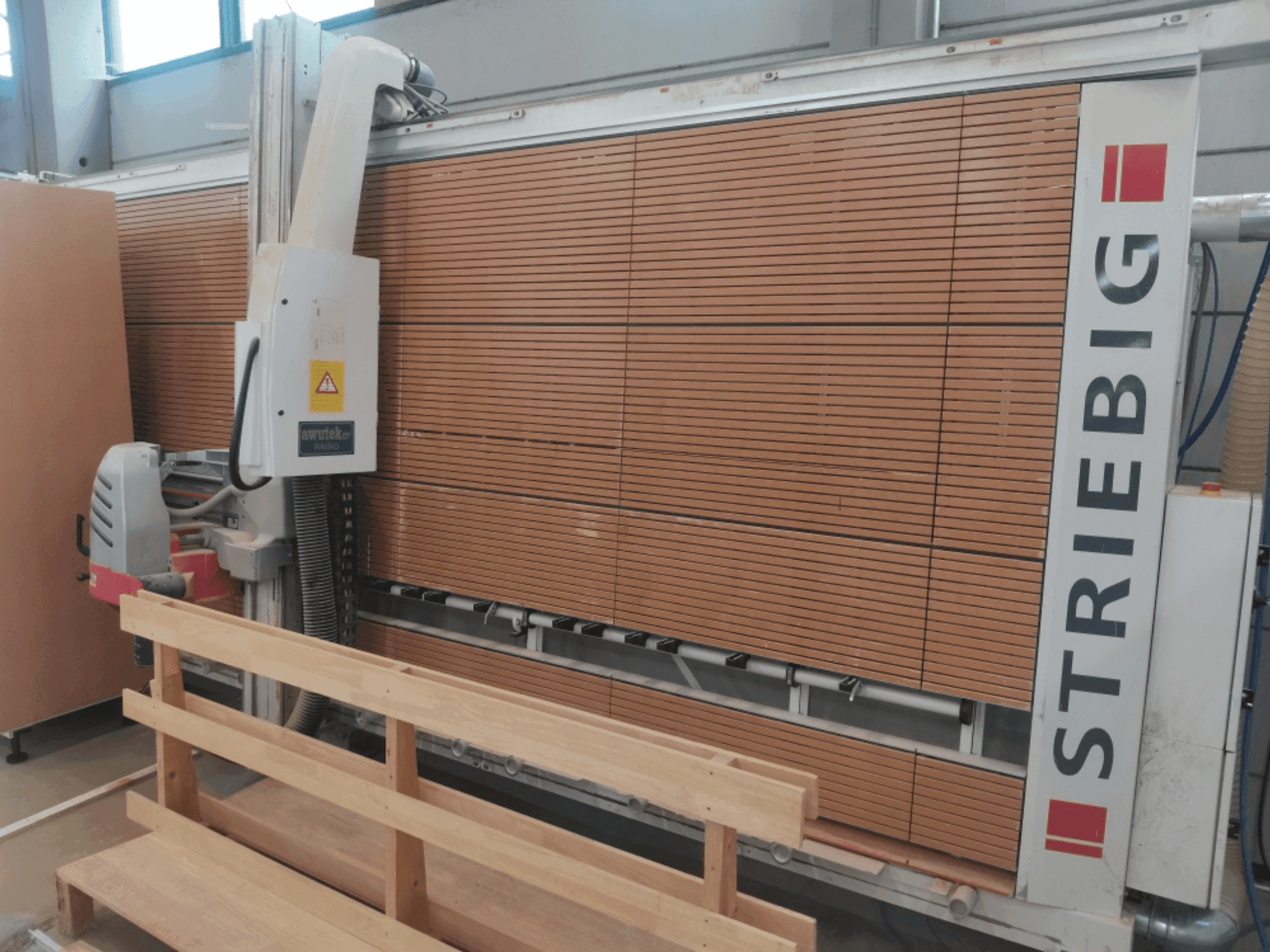 Frontansicht der STRIEBIG CONTROL 6224 Maschine