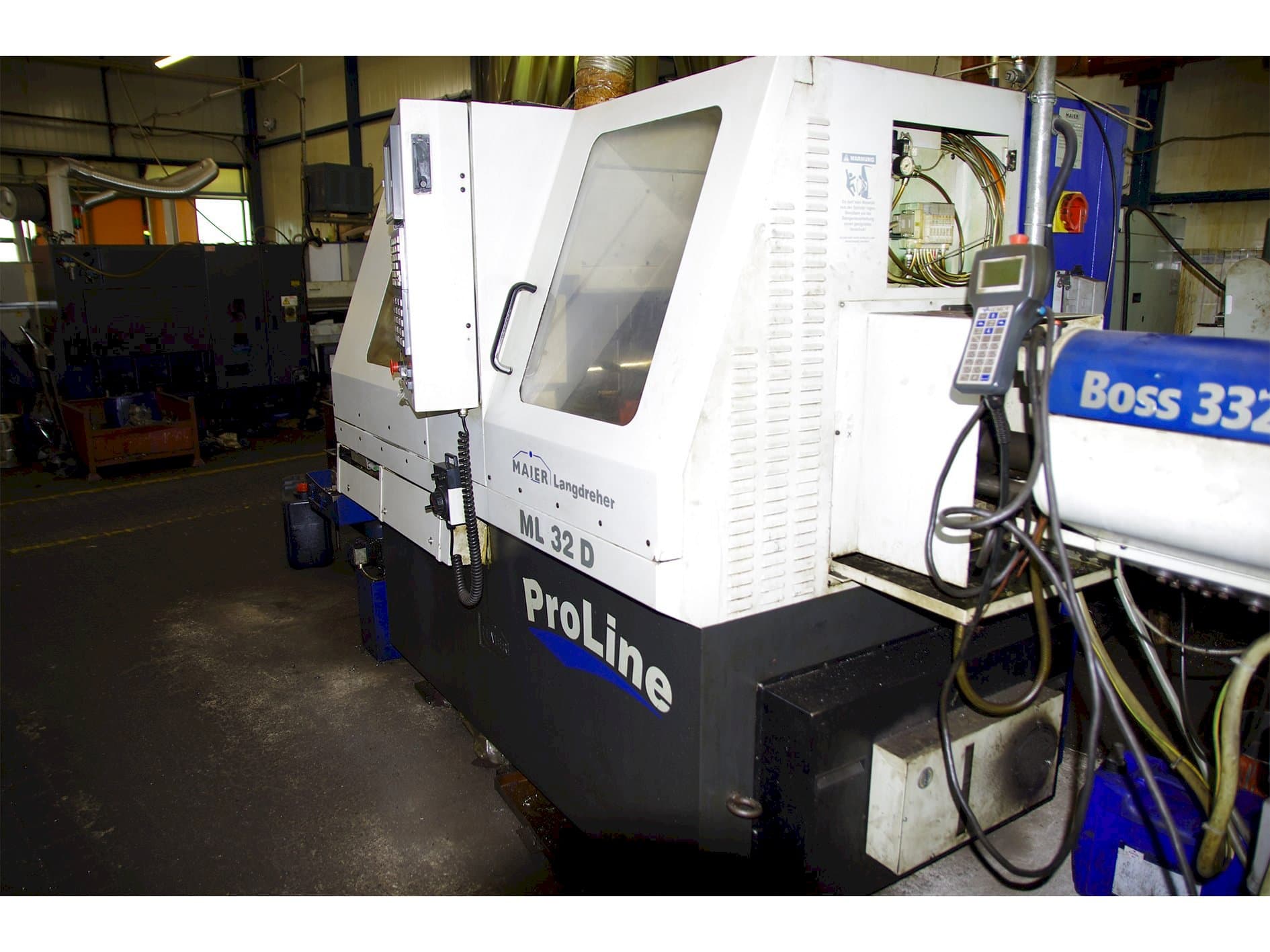 Frontansicht der Maier ML32D Maschine