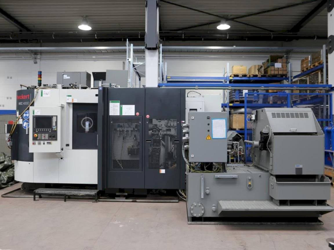 Frontansicht der Heckert HEC 400D Maschine