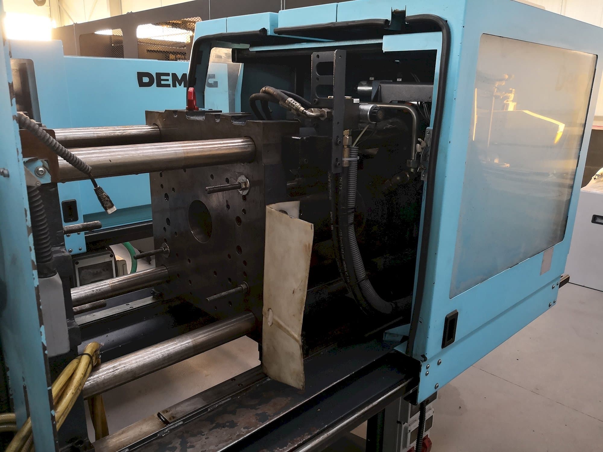 Arbeitsraum der DEMAG Ergotech 80/400 viva Maschine