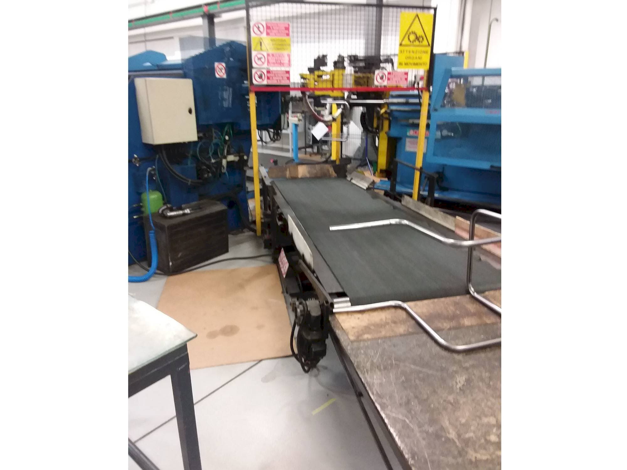 Frontansicht der Crippa 532  Maschine