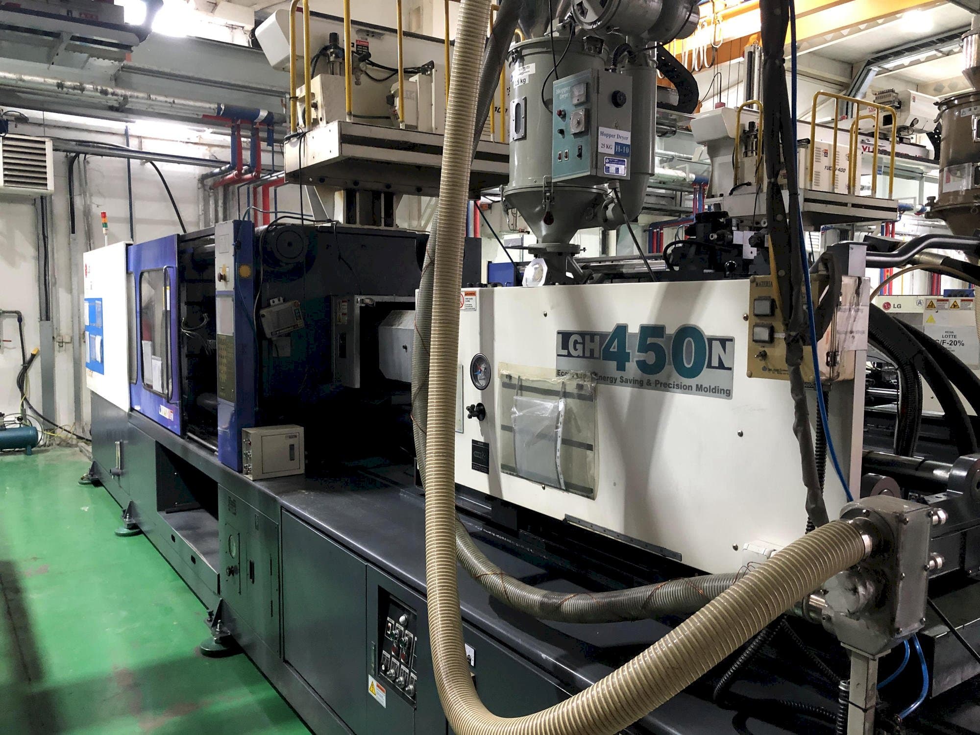 Frontansicht der LG LGH-450N Maschine