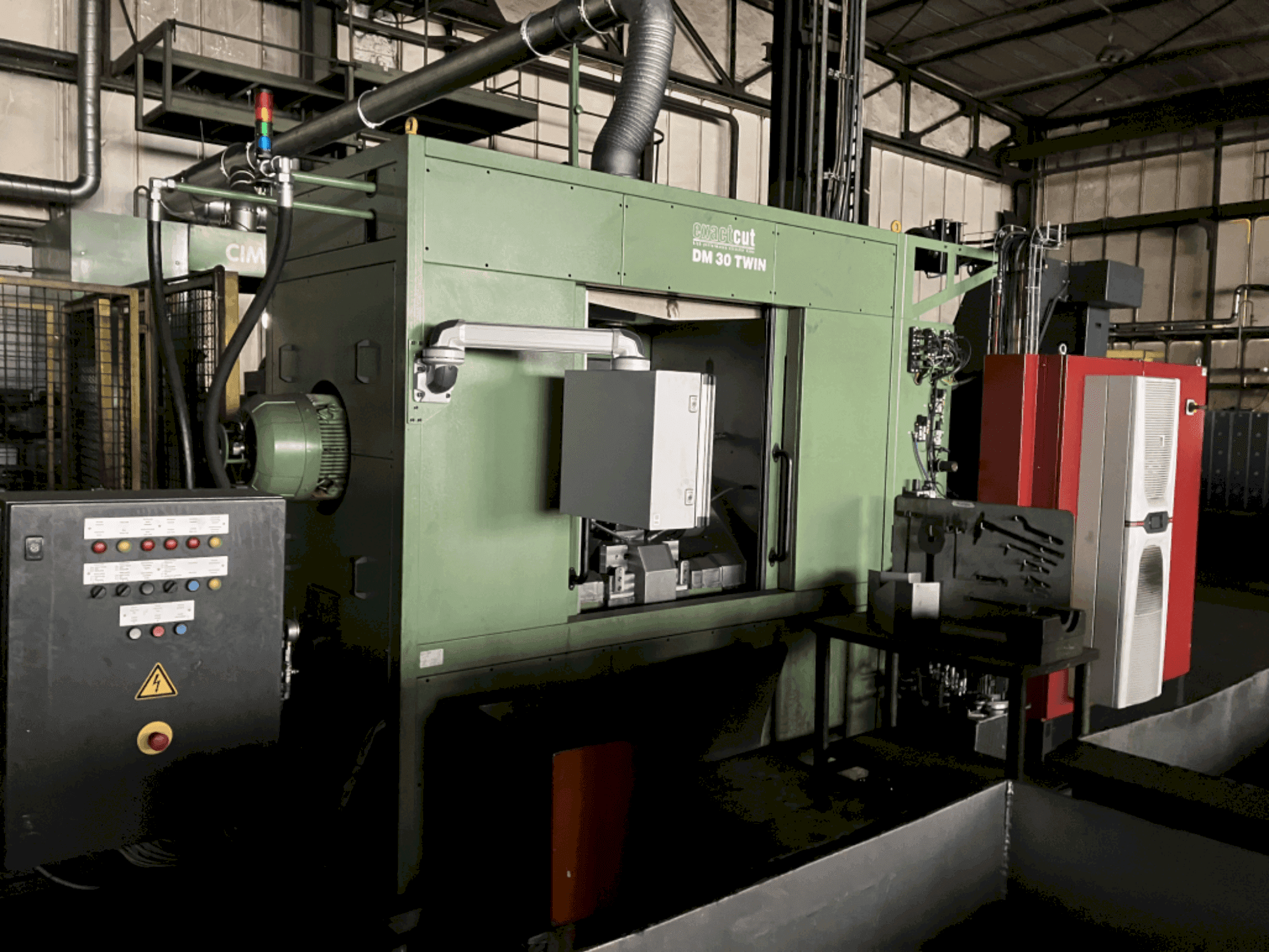 Frontansicht der ExactCut DM 30 TWIN  Maschine