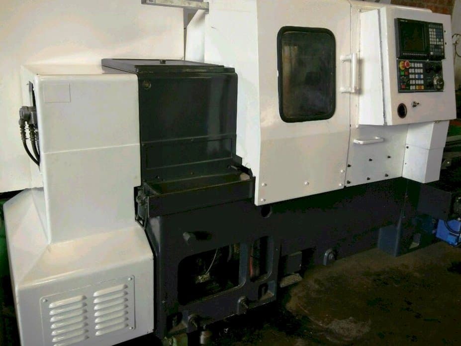 Frontansicht der MORI SEIKI TL3 Maschine