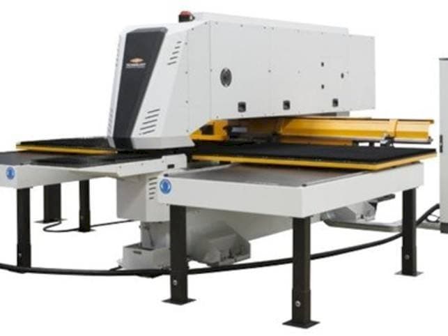 Frontansicht der TECHNOLOGY ITALIANA TP OMEGA 3610 Maschine