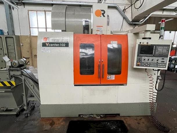 Frontansicht der Victor VCENTER 102 Maschine