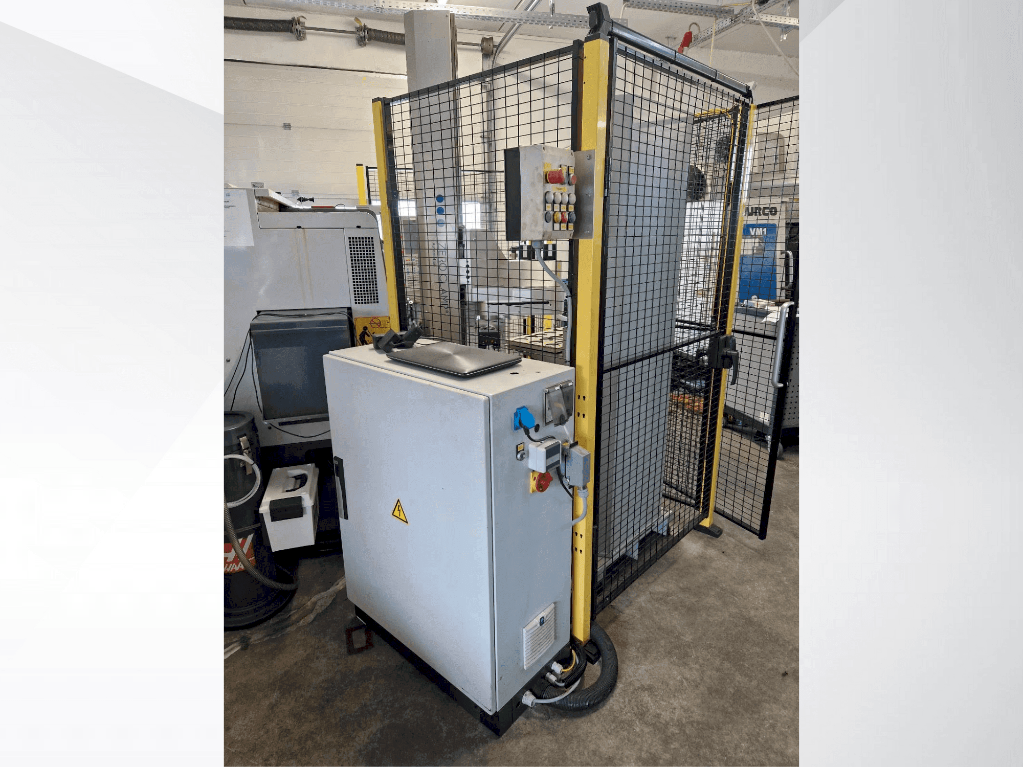Frontansicht der Zeroclamp Zerobot 100P  Maschine