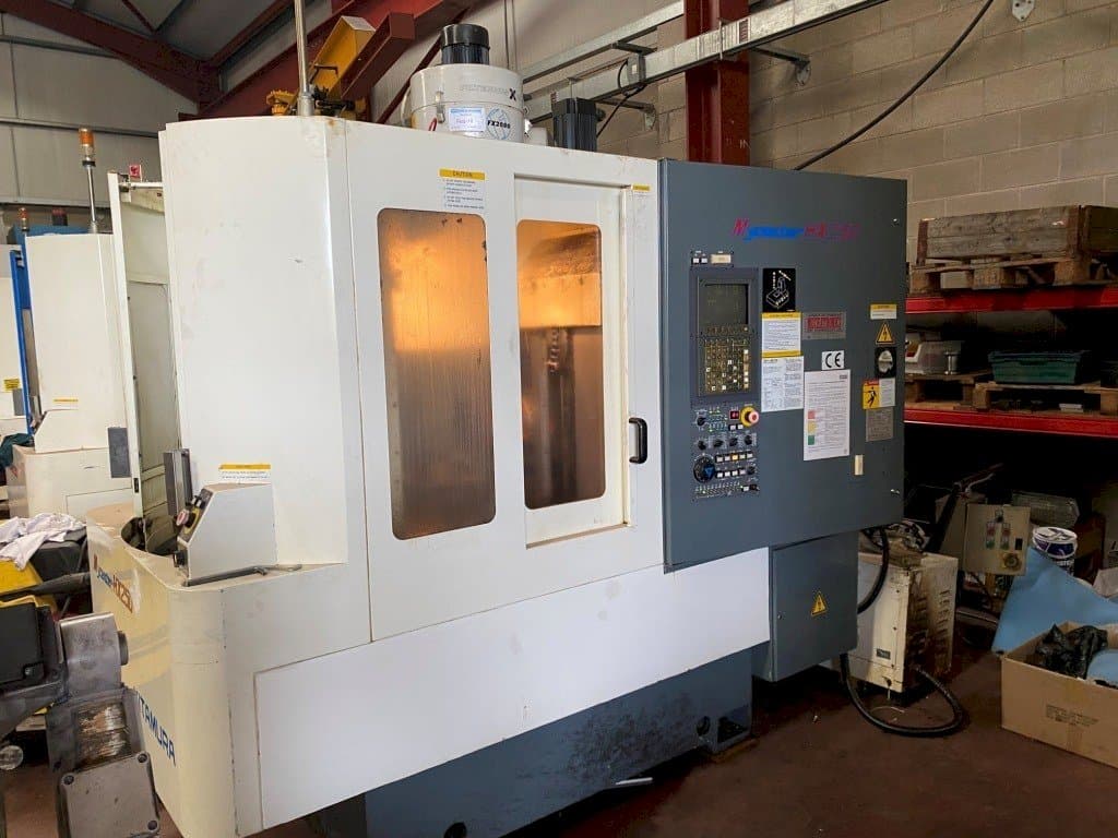 Frontansicht der Kitamura Mycenter HX250 Maschine