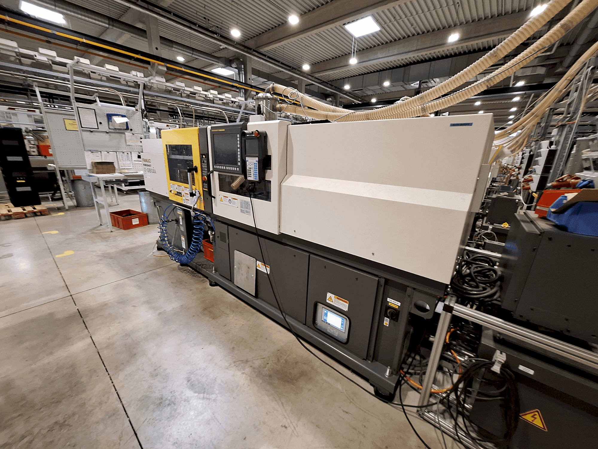 Frontansicht der FANUC Roboshot S50iA Maschine