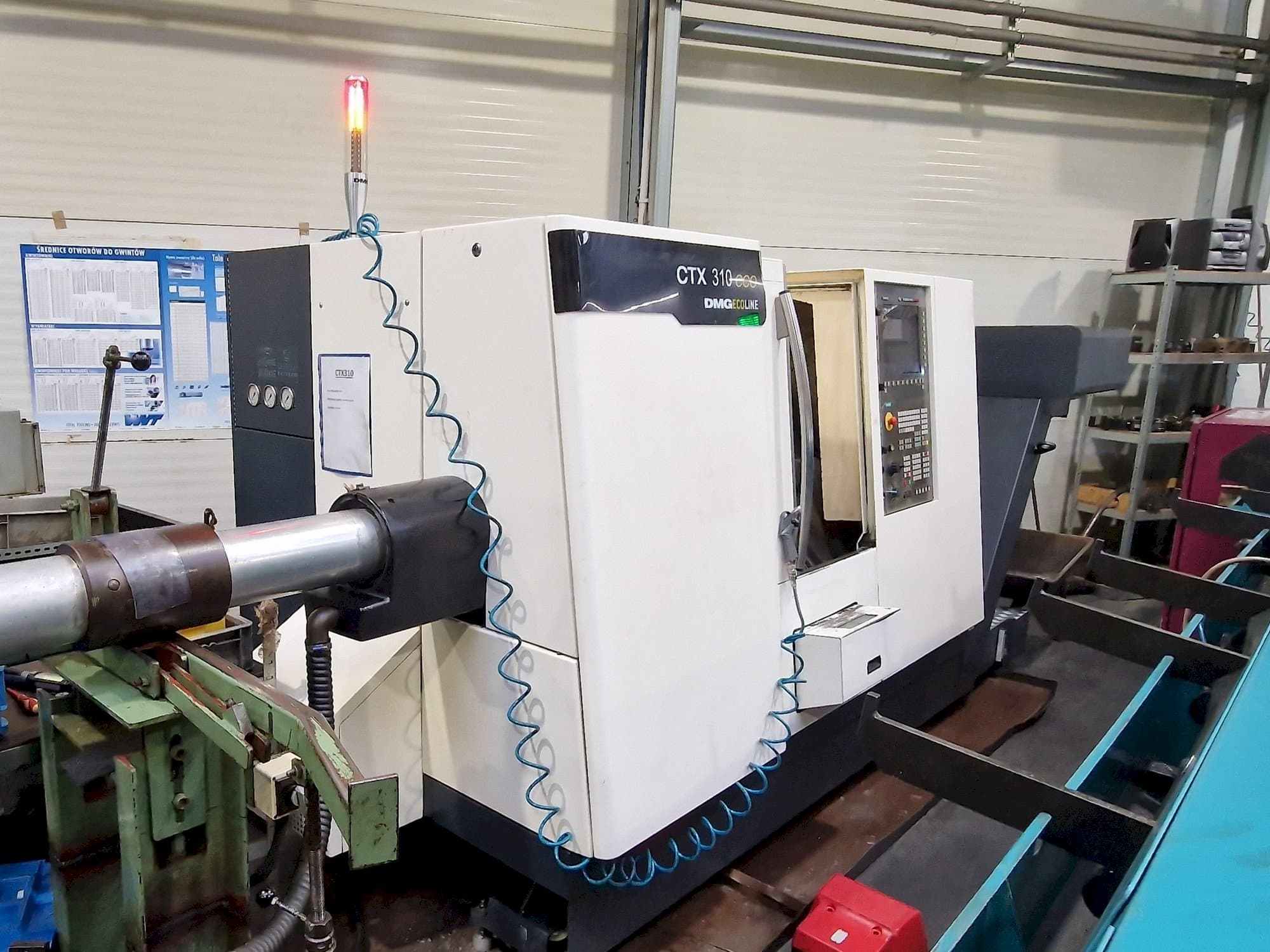 Linke Seitenansicht der DMG CTX 310 ecoline Maschine