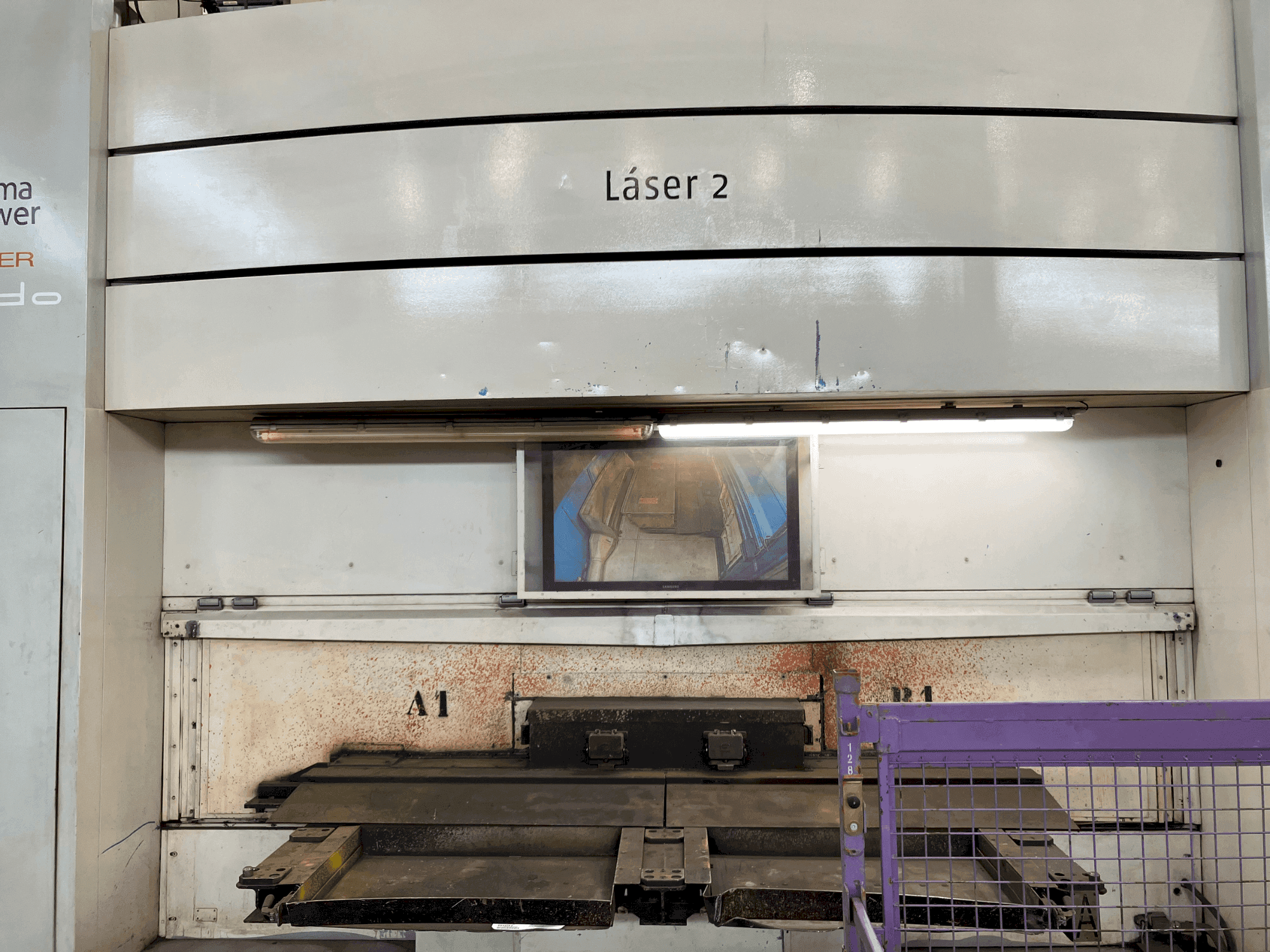 Frontansicht der Prima Power Rapido  Maschine