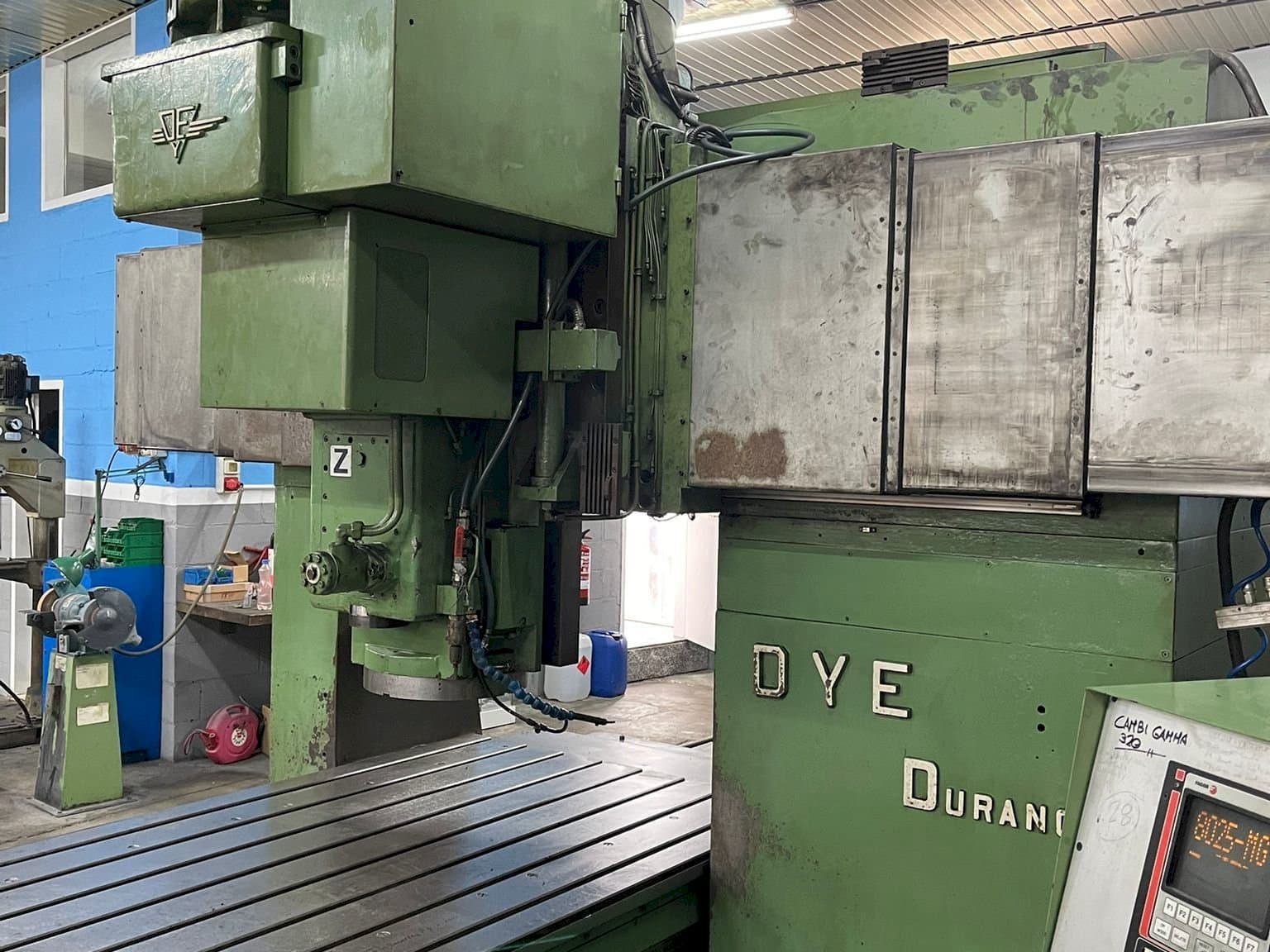 Frontansicht der DYE FBF-C-N/C  Maschine