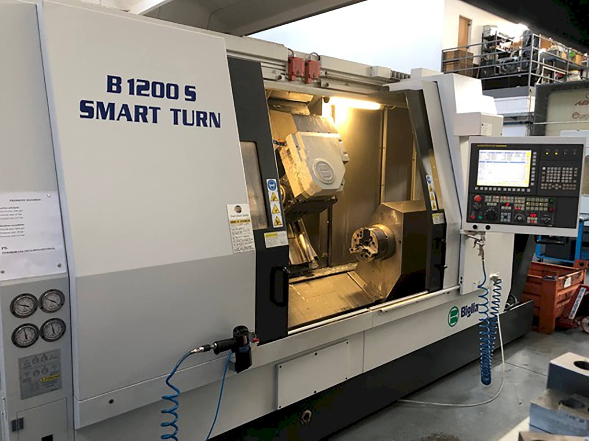 Frontansicht der Biglia Smart S  Maschine