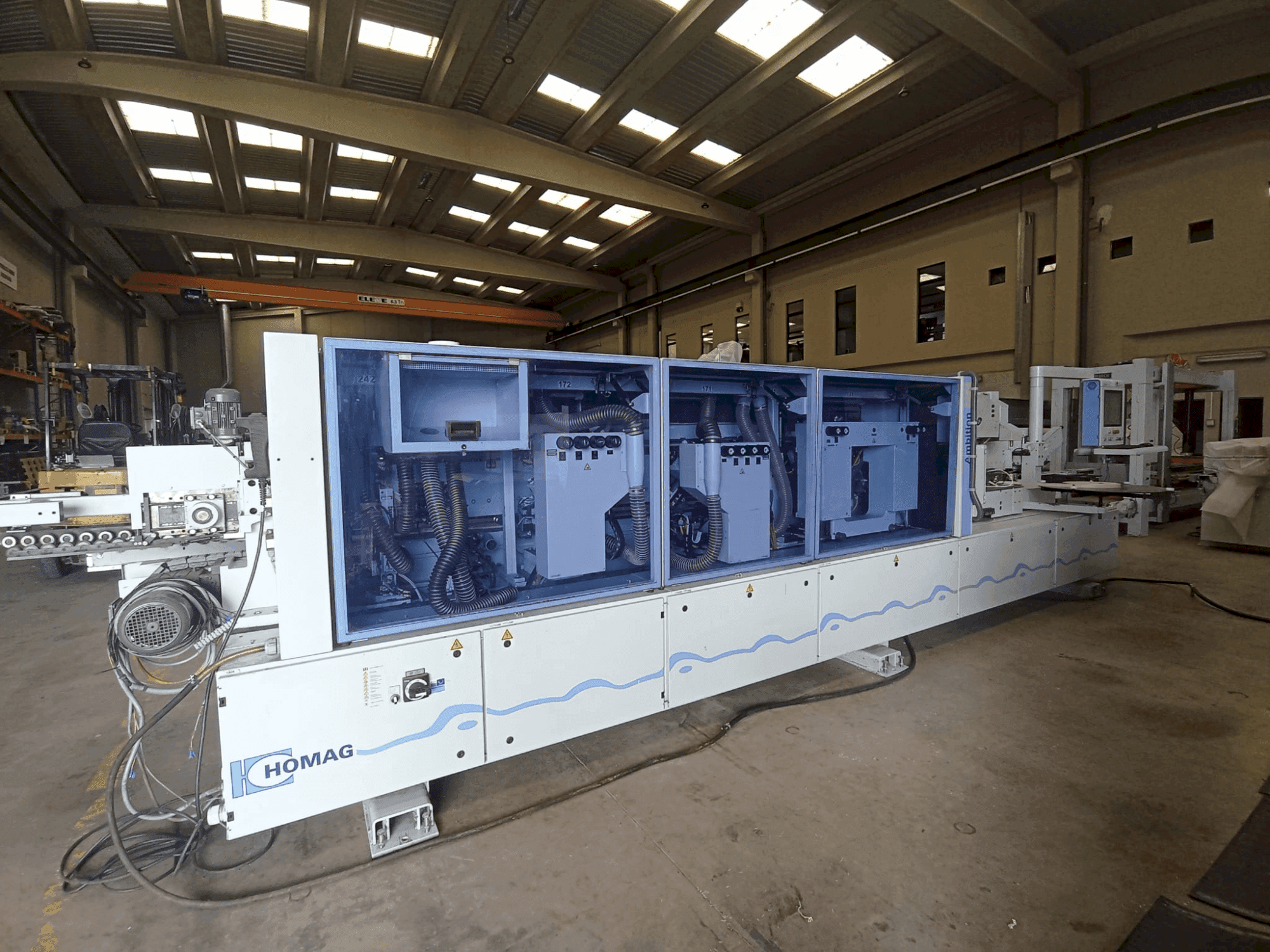 Frontansicht der HOMAG KAL 210 AMBITION 2264  Maschine