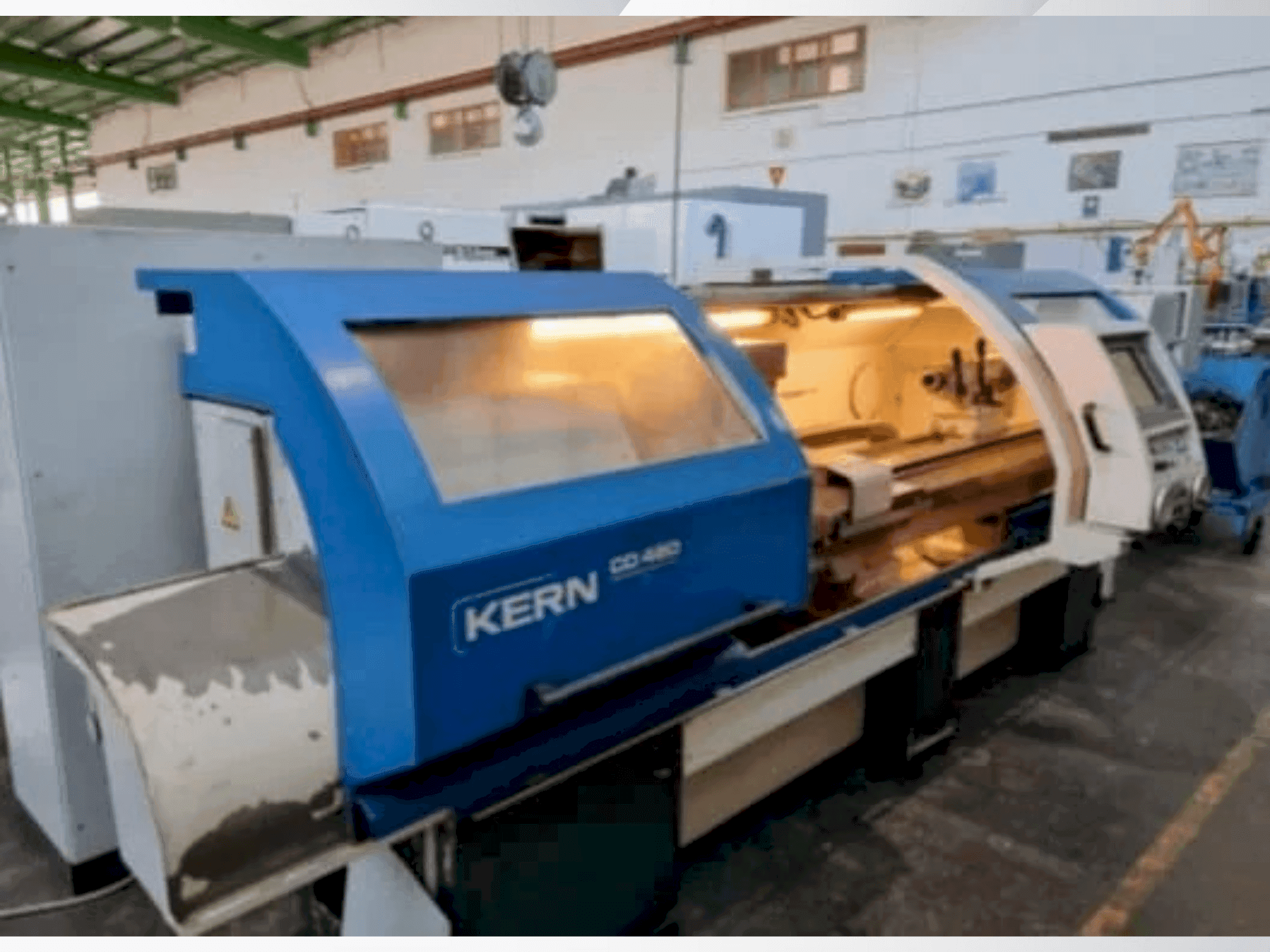 Frontansicht der KERN CD 480/2000 Maschine