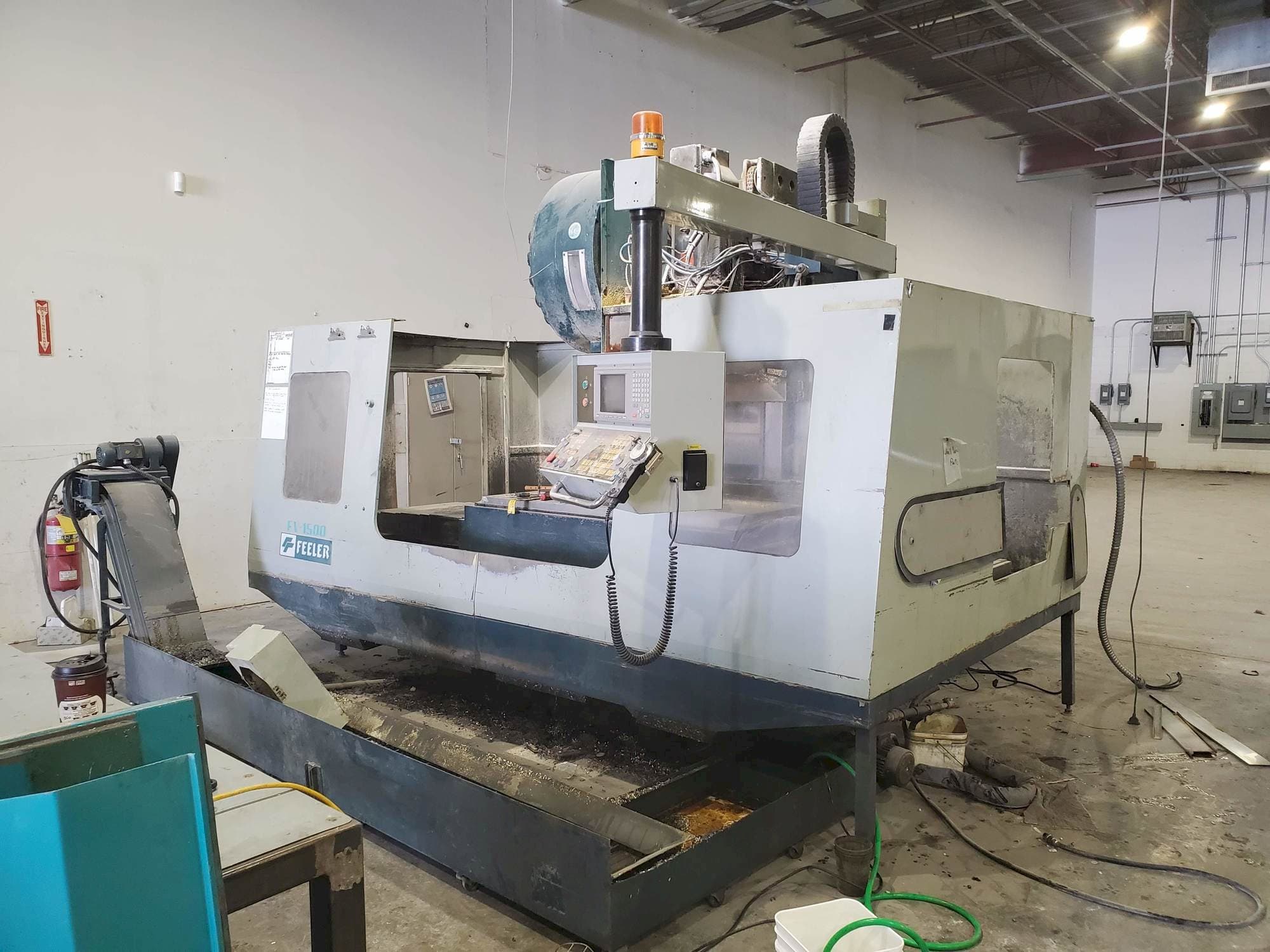 Frontansicht der Feeler FV-1500A  Maschine